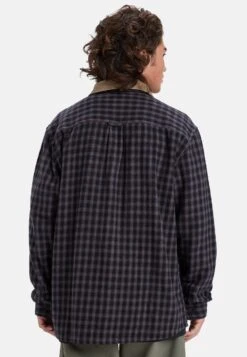 Quiksilver Summer Jacket - Kvj 9 Quiksilver Summer Jacket - Kvj -Indicode Men Wear Shop 00c6c4e080e9480da257683dd5575791