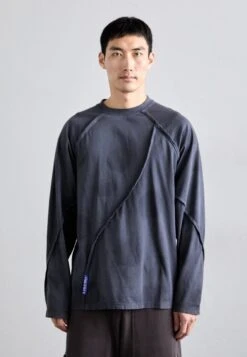 A-COLD-WALL* CHARTERED TSHIRT - Long Sleeved Top - Midnight