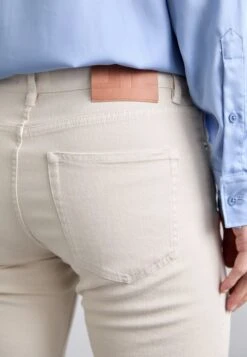 J.Lindeberg Slim Fit Jeans - Moonbeam -Indicode Men Wear Shop 09532f522e9742ee8017159359368e3c