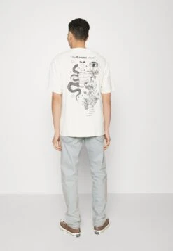 Lee Daren Zip Fly - Trousers - Light-Blue 7 Lee Daren Zip Fly - Trousers - Light-Blue -Indicode Men Wear Shop 09a9a6308dee4e79bff2d4f4ce322092