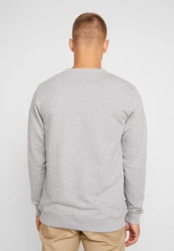 Makia Brand - Sweatshirt - Grey -Indicode Men Wear Shop 0bde57f60ac94ebeb2a656a70a1c0b32