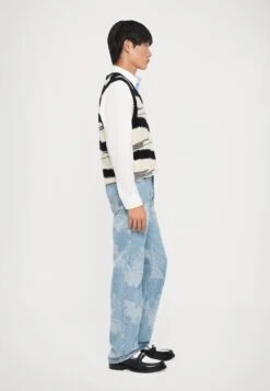 FIORUCCI UNISEX - Straight Leg Jeans - Medium Blue 9 FIORUCCI UNISEX - Straight Leg Jeans - Medium Blue -Indicode Men Wear Shop 0c7cd4b861324a89b6fbbd371ba0bf59