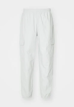 Nike Sportswear CLUB - Cargo Trousers - Black -Indicode Men Wear Shop 0f1dd6fffa3048a7a1b50549ff58a9ac