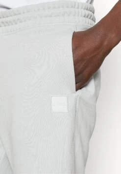 Boss Sewalk - Shorts - Light Pastel Grey -Indicode Men Wear Shop 122cccb0c4aa437d8cef0aec1ca589c1