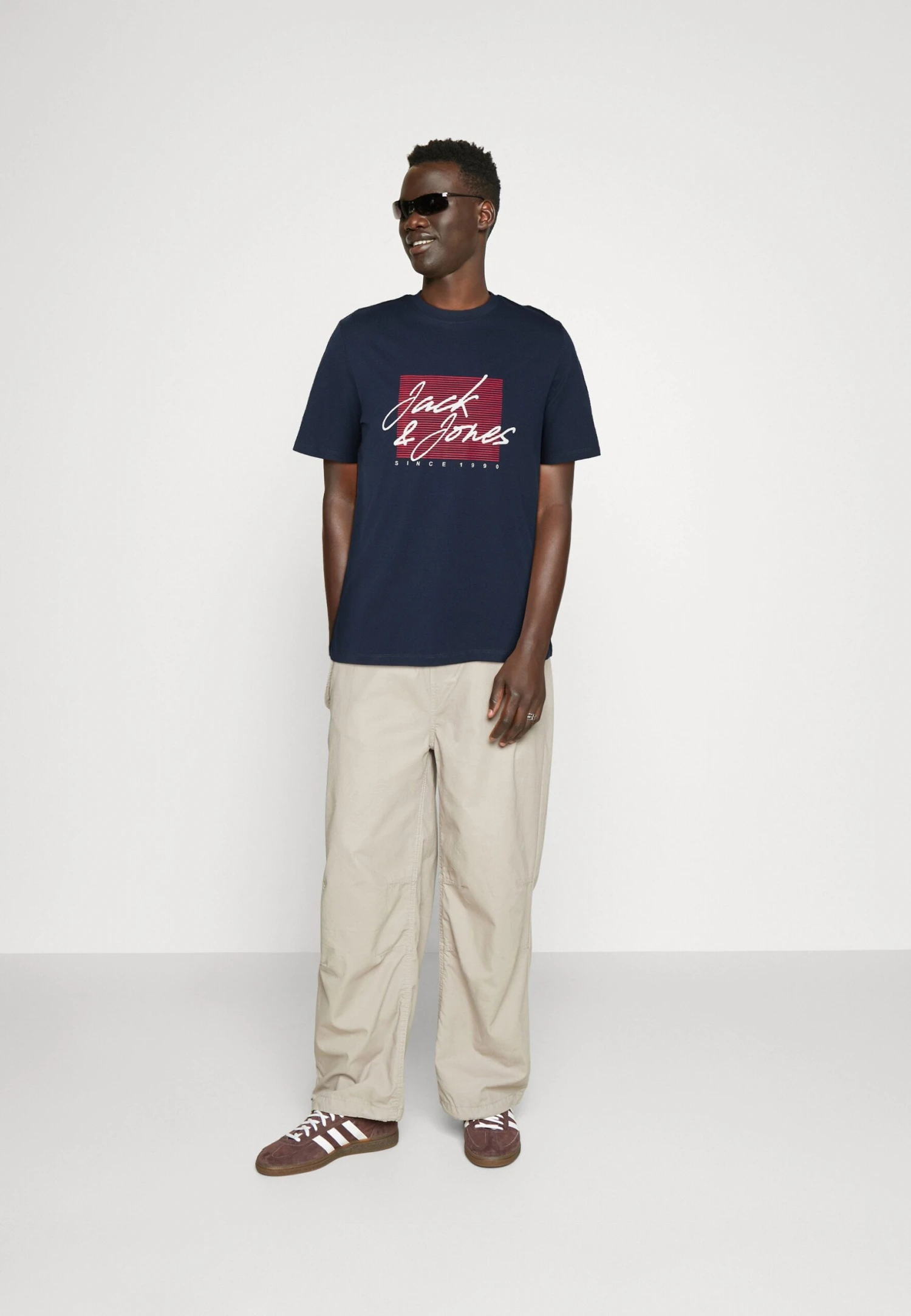 Jack & Jones ZURI 2 PK - Print T-shirt - Navy Blazer Pack W White 1 Jack & Jones ZURI 2 PK - Print T-shirt - Navy Blazer Pack W White