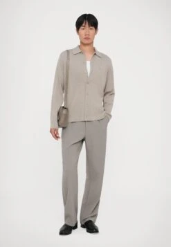 Indicode Men Wear Shop -Indicode Men Wear Shop 192a42c413fe40d9a5c7b2e58a57a69a