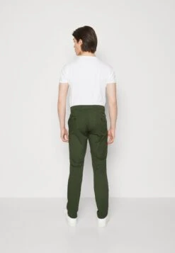 Dockers Smart Tapered - Chinos - Green 8 Dockers Smart Tapered - Chinos - Green -Indicode Men Wear Shop 192a662588ae4fa99bb44d3c34abd0b2
