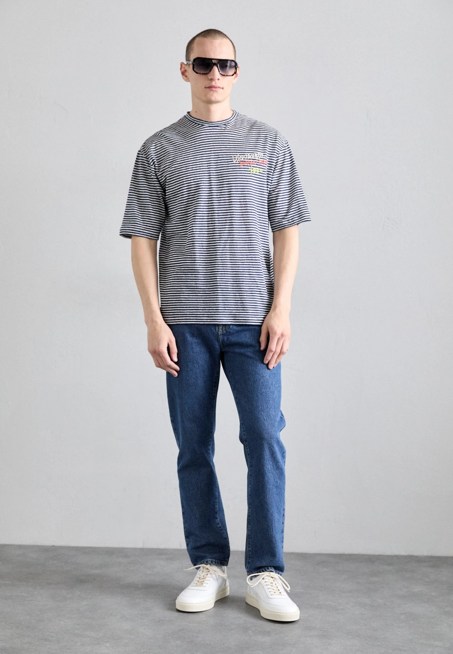 DSQUARED2 LOOSE FIT TEE - Print T-shirt - White/blue 2 DSQUARED2 LOOSE FIT TEE - Print T-shirt - White/blue - Image 2