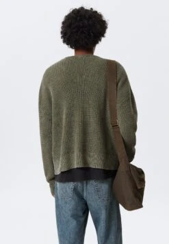 WEEKDAY Jumper - Green Dark -Indicode Men Wear Shop 1eaf6d04f3fe4284aec0d74aba93f4d8