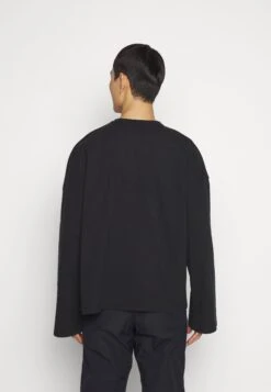 032c Bar Supersized Longsleeve - Long Sleeved Top - Black -Indicode Men Wear Shop 2433e37c78ea4d59b2358f8fa83c00f6