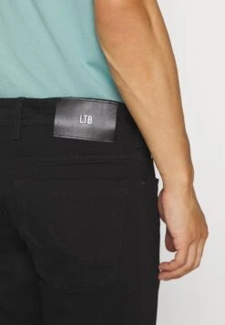 LTB TINMAN - Relaxed Fit Jeans - Black Wash -Indicode Men Wear Shop 2cc8b70d4aac400387c559cc86701b58