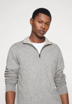 Cardigan - Light Grey -Indicode Men Wear Shop 2d8a772a3ca040f08d7959df494f2d4e