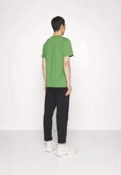 Colmar Originals Mens - Print T-Shirt - Hill 7 Colmar Originals Mens - Print T-Shirt - Hill -Indicode Men Wear Shop 2f6c862019684b148bd5792ae6273d63