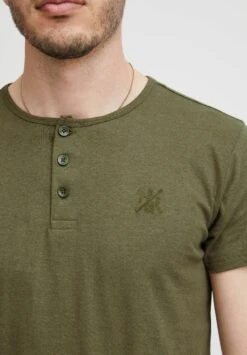 Indicode Jeans IDColbing - Basic T-shirt - Army -Indicode Men Wear Shop 3300f8da57e44953a0a43b3b00c301f5