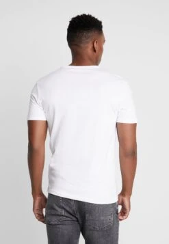 Pier One 3 Pack - Basic T-Shirt - White 8 Pier One 3 Pack - Basic T-Shirt - White -Indicode Men Wear Shop 390617d256dd4fe89b3c53ee69ac72d4