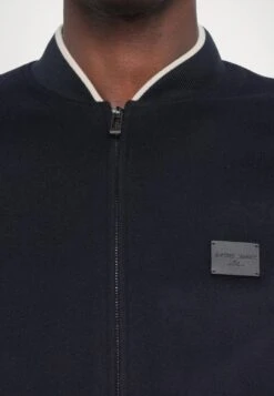 Emporio Armani BLOUSON JACKET - Light Jacket - Blu Navy 13 Emporio Armani BLOUSON JACKET - Light Jacket - Blu Navy -Indicode Men Wear Shop 393f631b33f34becb82f16d2125b78aa