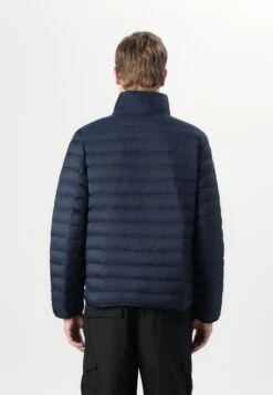 Calvin Klein CHANNELED PUFFER - Light Jacket - Dark Sapphire 10 Calvin Klein CHANNELED PUFFER - Light Jacket - Dark Sapphire -Indicode Men Wear Shop 3cd5ab3e9865482d96331df4cafa97a9