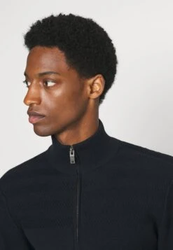 Petrol Industries Cardigan - Dark Navy -Indicode Men Wear Shop 3d3076c588db4b5083184f545dc505a0