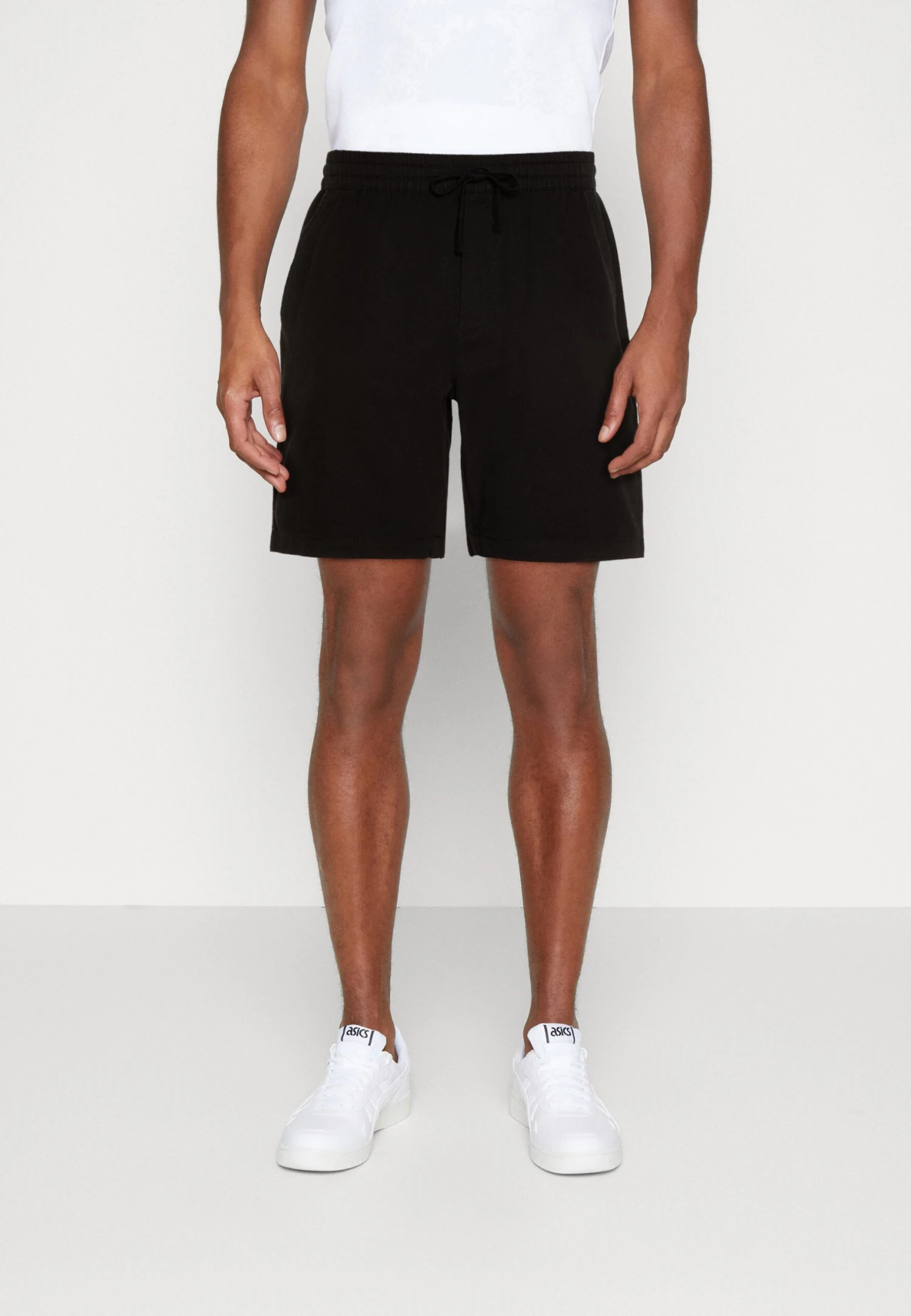Only & Sons Onstel Nue- Shorts - Black 1 Only & Sons Onstel Nue- Shorts - Black
