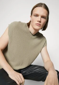 Kaiden - Jumper - Beige -Indicode Men Wear Shop 47065f22e5ff406da63223bdec7eb527