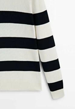 Massimo Dutti Striped Crew Neck - Jumper - Beige -Indicode Men Wear Shop 501ae14a280d4247b70f261cf6e341c6