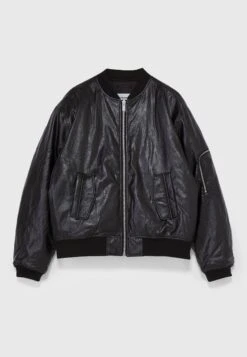 Holzweiler Reb Jacket - Faux Leather Jacket - Black -Indicode Men Wear Shop 508958e6bf9043d28dbc922ecf56ba8b