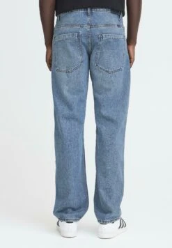 Blend BHFLAKE LOOSE FIT - Relaxed Fit Jeans - Denim Middle Blue 16 Blend BHFLAKE LOOSE FIT - Relaxed Fit Jeans - Denim Middle Blue -Indicode Men Wear Shop 5364e5cb12304b8c93444d59a9e51311