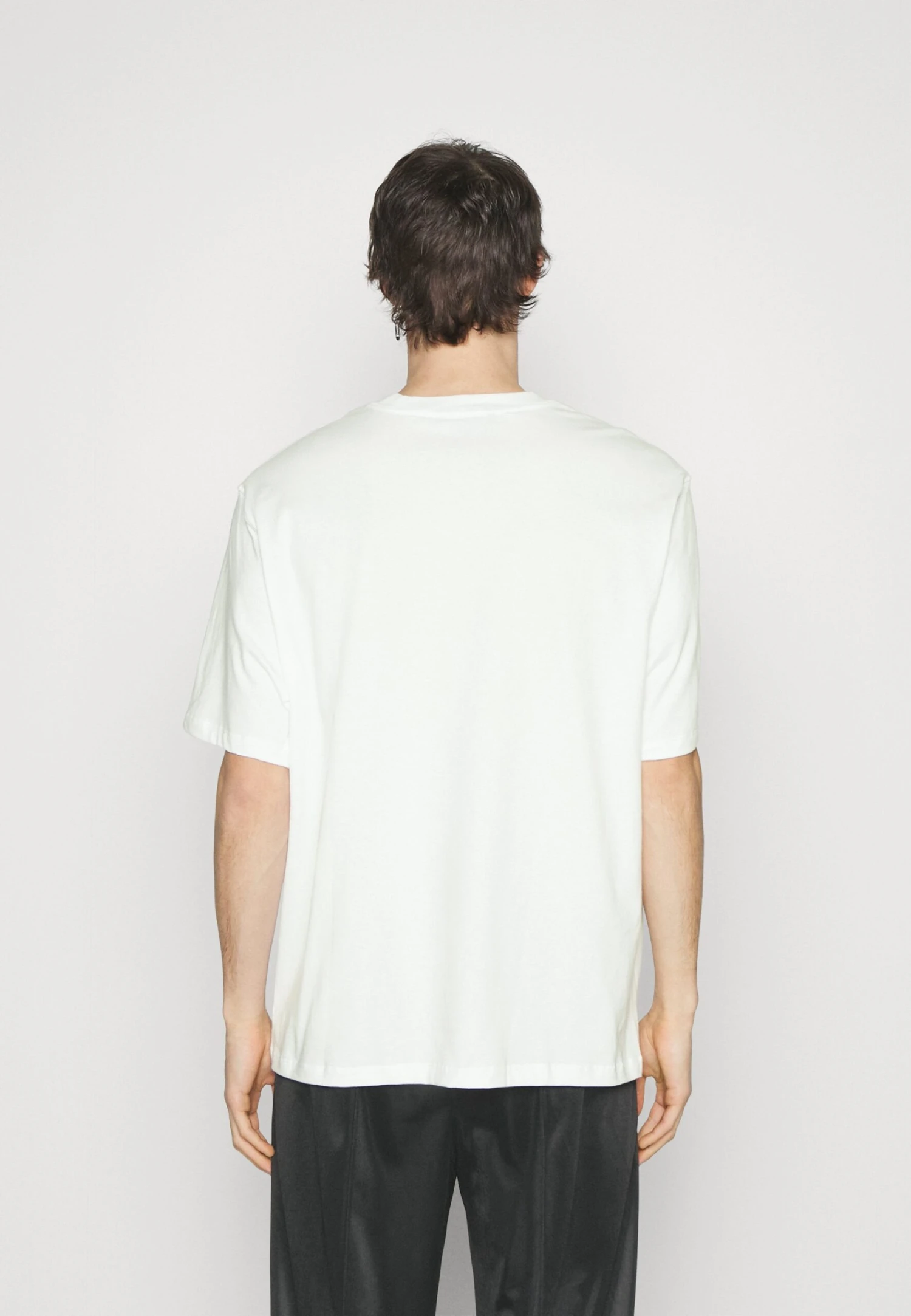 Michael Kors Checker Charm Tee - Print T-Shirt - White 3 Michael Kors Checker Charm Tee - Print T-Shirt - White - Image 3