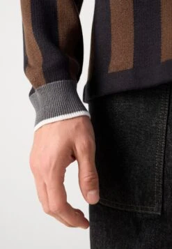 Mads Nørgaard FANCY LIAM FOOTBALL - Jumper - Black/demitasse -Indicode Men Wear Shop 5f717b3322be400c82ef67a89c742d6b