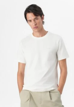 Joop Jeans ALPHIS - Basic T-shirt - Natural 17 Joop Jeans ALPHIS - Basic T-shirt - Natural -Indicode Men Wear Shop 681f1c9822724630ac5812744d3103f0