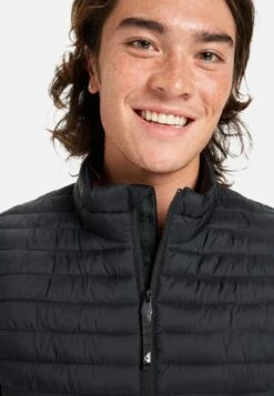 Quiksilver Waistcoat - Kvj -Indicode Men Wear Shop 6a9950392789433fa84686b21ad939c6