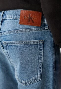 Calvin Klein Jeans Straight Leg Jeans - Tinted Stone -Indicode Men Wear Shop 71ba1afebd6e4de7a6794b9eb806e480