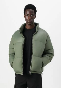 Replay WINTER PUFFER - Winter Jacket - Army Green -Indicode Men Wear Shop 736a0e94d44a445fbcfd501baf60be9d