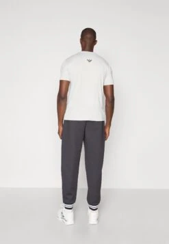 EA7 Emporio Armani TENNIS CLUB PANTS - Tracksuit Bottoms - Black -Indicode Men Wear Shop 789822dff12a4893b559e5867379b250