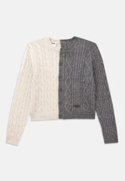 MOSCHINO MULTI BUTTONS - Cardigan - Multi Grey -Indicode Men Wear Shop 7ad6ede83b9c4824a850c23bec284ab4