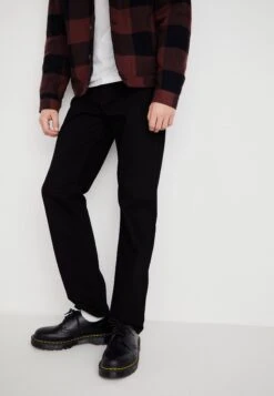 Lee WEST - Relaxed Fit Jeans - Clean Black 17 Lee WEST - Relaxed Fit Jeans - Clean Black -Indicode Men Wear Shop 7cdd0e7a8ddd433c99cf9d212edf5f84