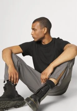 Rains Pants Regular Unisex - Tracksuit Bottoms - Grey -Indicode Men Wear Shop 7e79bde61ae64070950cb0d26511bb53
