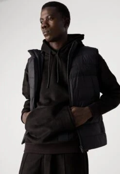 Boss CENITO - Waistcoat - Black -Indicode Men Wear Shop 7ead02a98b6c40aa9172c6d6628eb35c