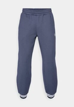 EA7 Emporio Armani TENNIS CLUB PANTS - Tracksuit Bottoms - Black -Indicode Men Wear Shop 81884aabf4d94054bc70236b0a2eb75a