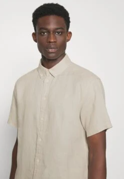 Les Deux Kris Linen Shirt - Shirt - Light Sand -Indicode Men Wear Shop 82bab98ed21041b98c0031002988e98b