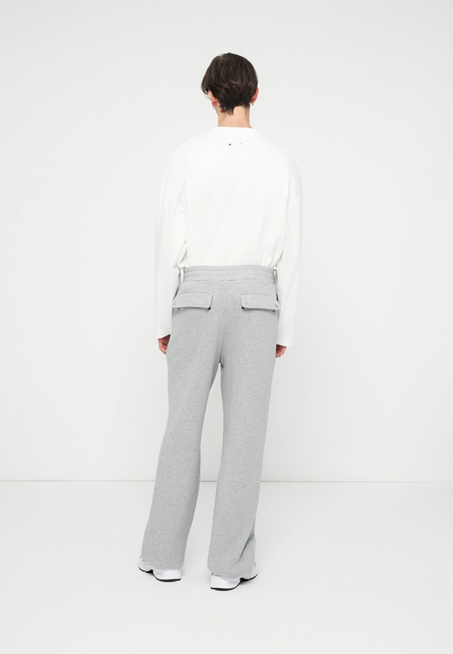 LOGO PANTS UNISEX - Tracksuit Bottoms - Grey 3 LOGO PANTS UNISEX - Tracksuit Bottoms - Grey - Image 3