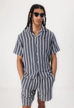 Jack & Jones JORCOBA STRIPE RESORT - Shirt - Ocean Cavern -Indicode Men Wear Shop 8a90858a313b4b5e96a78470628a9734