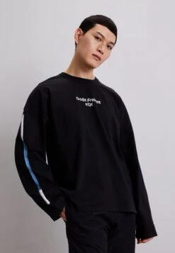 032c Bar Supersized Longsleeve - Long Sleeved Top - Black