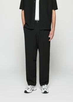 TAILORED PANTS - Trousers - Black