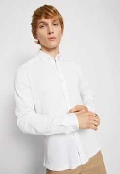 Only & Sons Onstarp Slim Shirt - Shirt - Cloud Dancer -Indicode Men Wear Shop 98e494a305264e9e925c88f4ef451a94