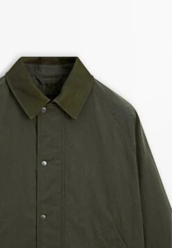 Massimo Dutti CONTRAST COLLAR WITH BUTTONS - Light Jacket - Mottled Dark Green -Indicode Men Wear Shop 999e82be54a24a6ea48fff6c8a7a0f04
