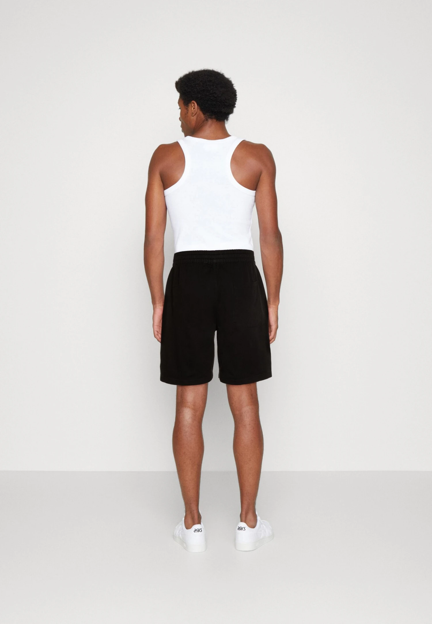 Only & Sons Onstel Nue- Shorts - Black 3 Only & Sons Onstel Nue- Shorts - Black - Image 3