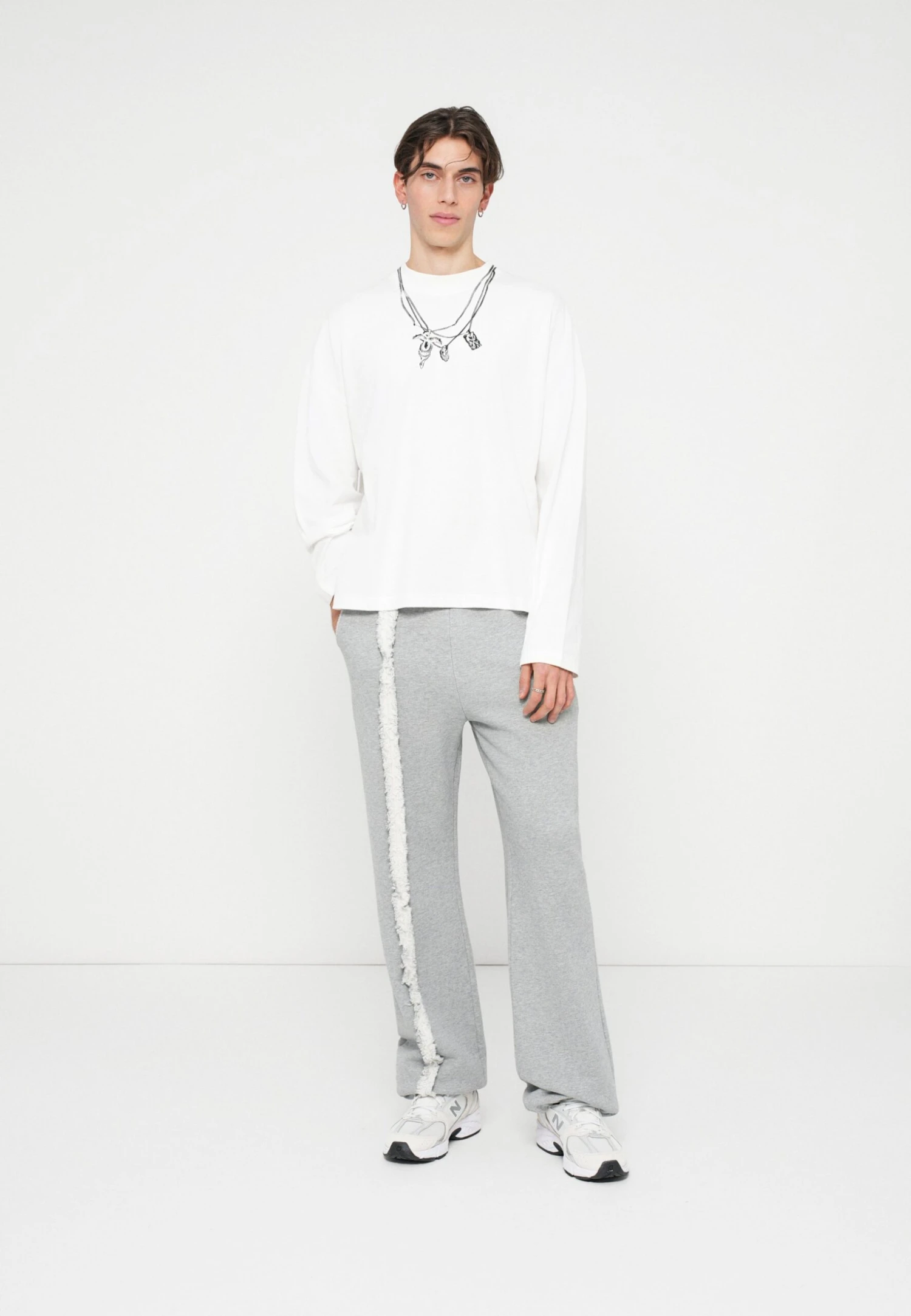 LOGO PANTS UNISEX - Tracksuit Bottoms - Grey 1 LOGO PANTS UNISEX - Tracksuit Bottoms - Grey