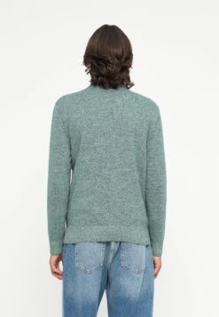 TOM TAILOR Denim BASIC TROYER - Jumper - Green 9 TOM TAILOR Denim BASIC TROYER - Jumper - Green -Indicode Men Wear Shop a13e08d114e3487383a3a6897ff695c2