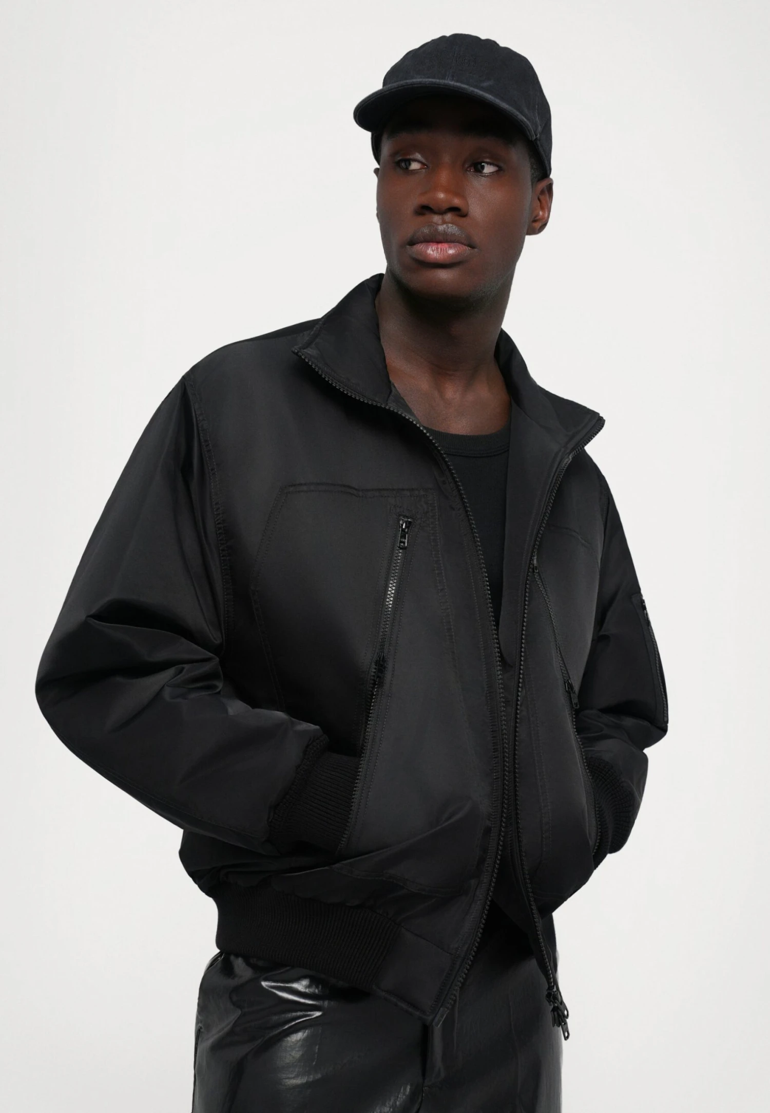 MM6 Maison Margiela SPORTS JACKET - Light Jacket - Black 5 MM6 Maison Margiela SPORTS JACKET - Light Jacket - Black - Image 5